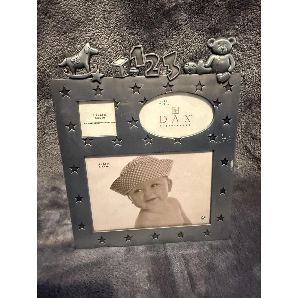 NWOT Pewter  Heart & Home Silver Baby Picture Frame.